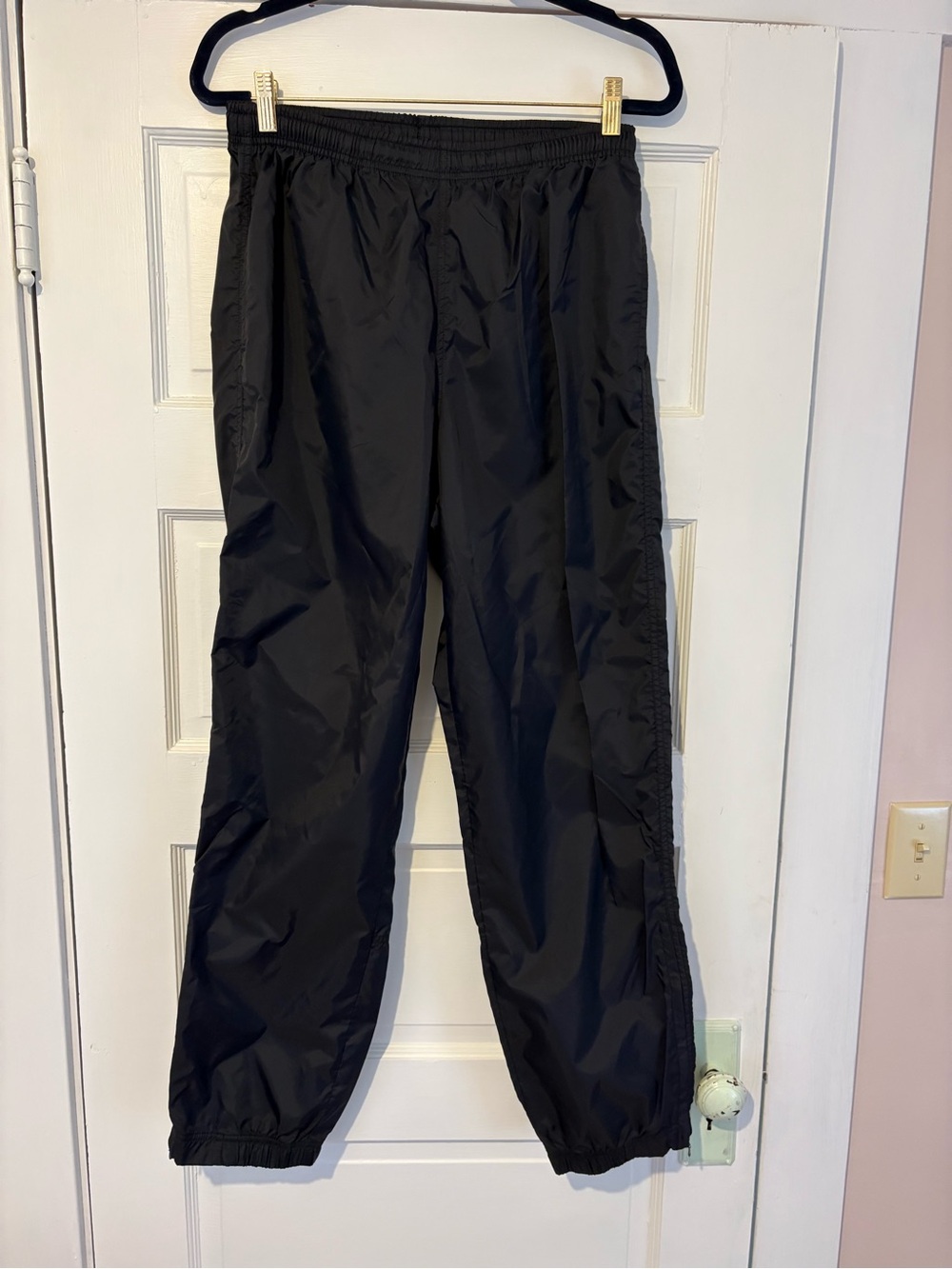 Nike Men's Black Nylon Jogger Track Pants size Medium